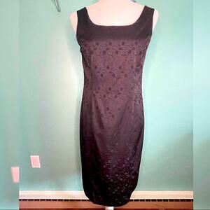 Black vintage 90s satiny floral dress in 8